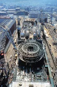 56085001