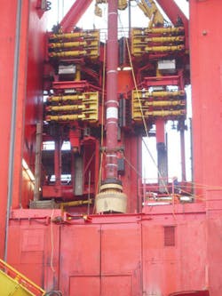 Th 0604offscr2 Th 0604offscr2