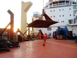 Th 0605offgomez8 Th 0605offgomez8