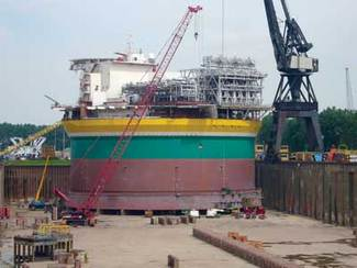 VESSELS, RIGS, UPGRADES Offshore