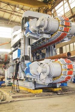 Th 0608offbarge Th 0608offbarge