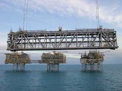 Th 0608offbuzz2 Th 0608offbuzz2