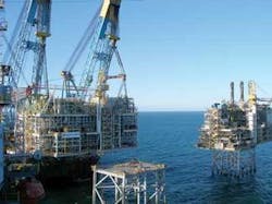 Th 0608offbuzz3 Th 0608offbuzz3