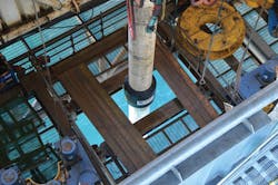 1610offaqua P02 1610offaqua P02