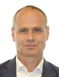 1611offbb P02 1611offbb P02