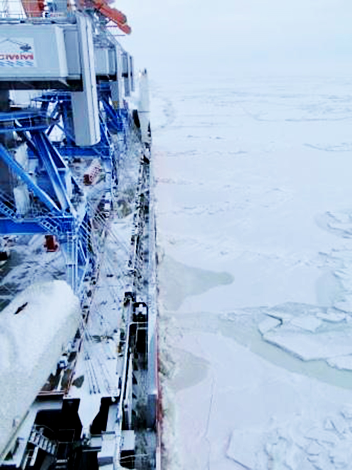 HHL Hong Kong navigates the Northern Sea Route