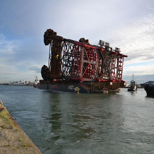 Hejre oil and gas field development jacket and wellhead deck