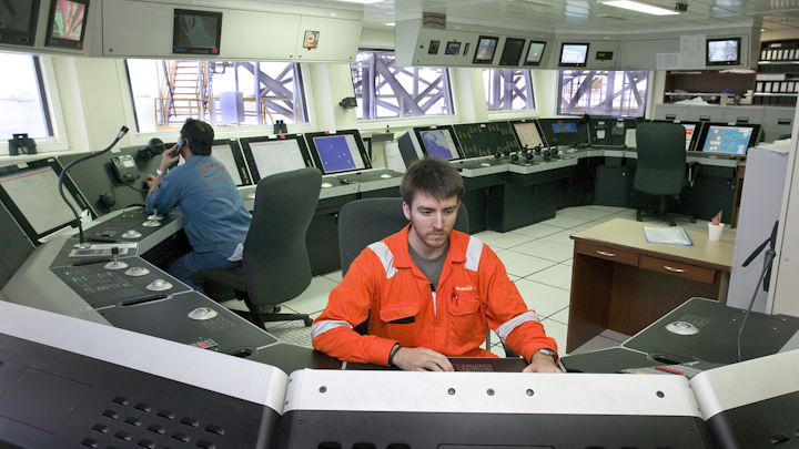 Kongsberg Maritime is providing handling systems to newbuild vessels for shipbuilders in China and Korea.