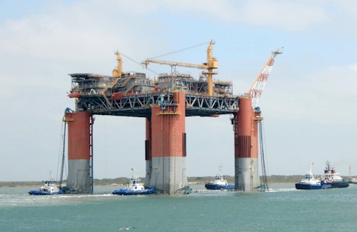 The Delta House FPSO has been moved to its operating site in the Gulf of Mexico’s Mississippi Canyon 254 field.