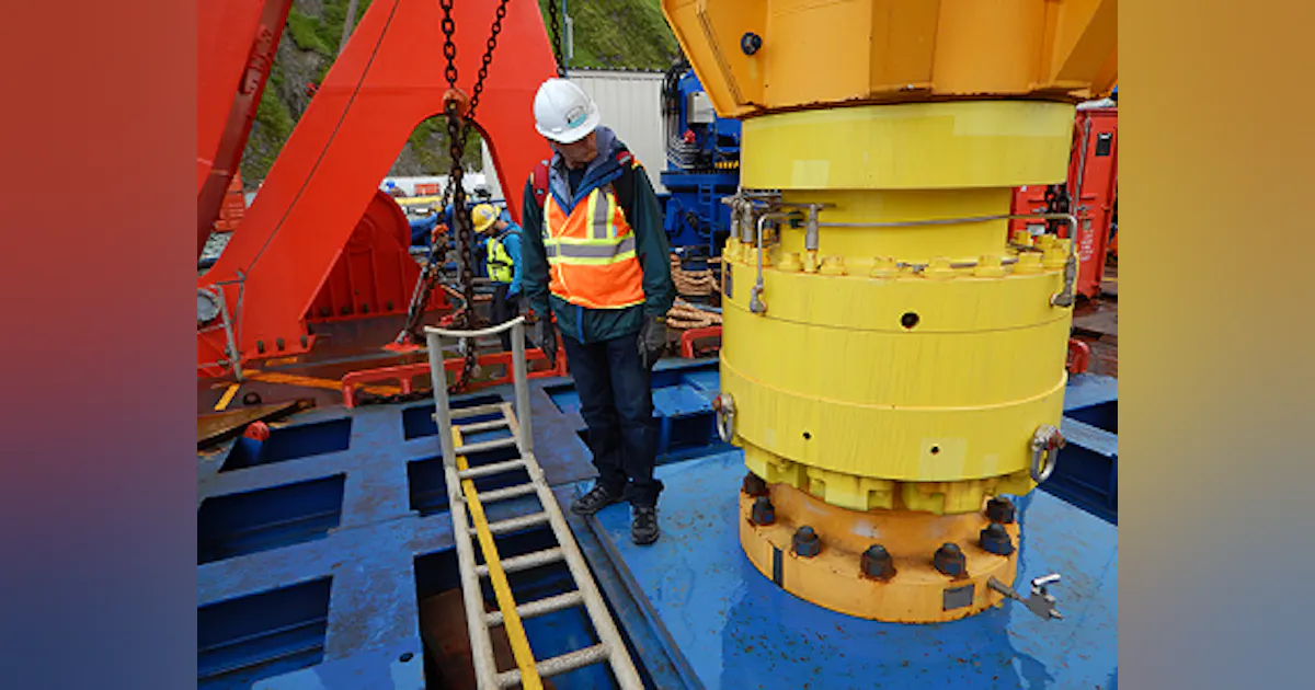 Shell Amico Rig BSEE inspects Shell’s Arctic-bound rigs | Offshore Magazine
