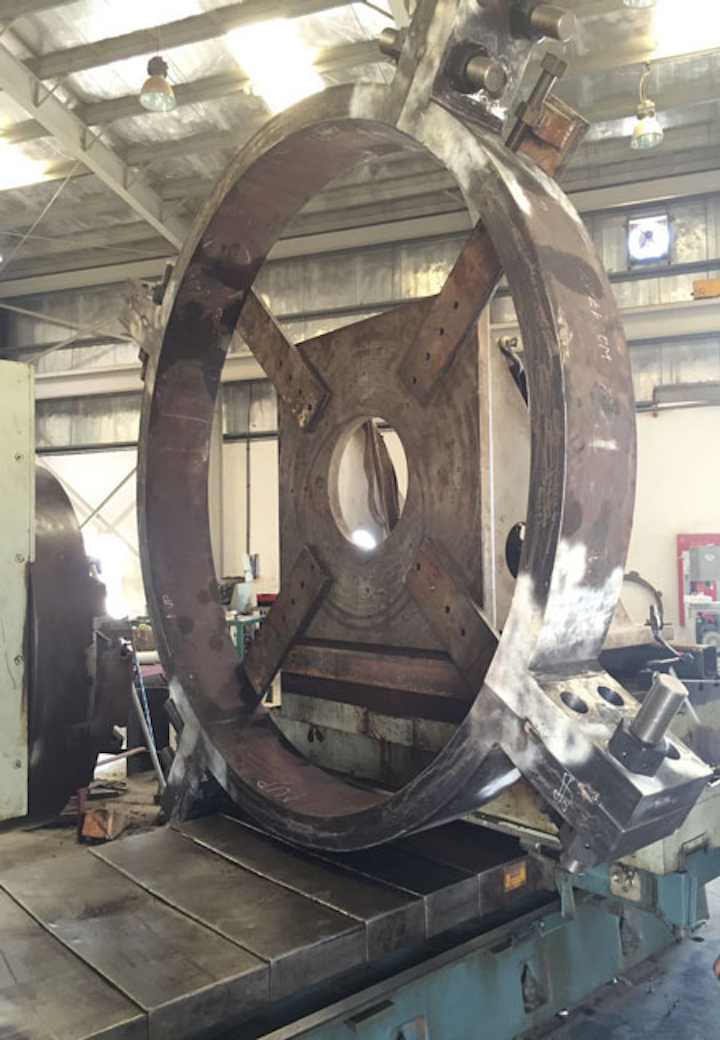 Four-piece ring clamp