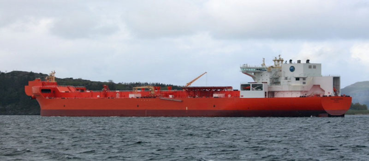 The shuttle tanker Eagle Barents
