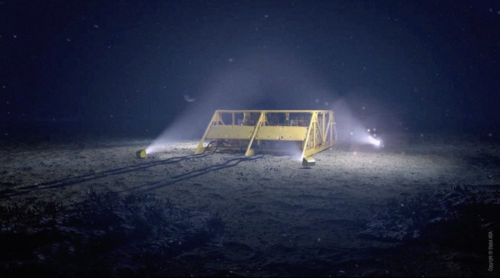 Subsea compression system