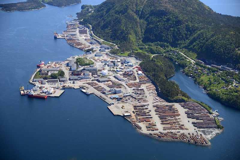 Ramco's Flor&oslash; fjord base