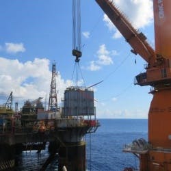 120-ton accomodation module installation offshore Brazil 120-ton accomodation module installation offshore Brazil