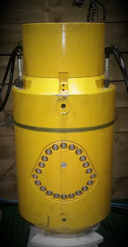 15,000-psi Revolution in-riser shear and seal safety valve 15,000-psi Revolution in-riser shear and seal safety valve