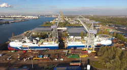 Content Dam Os En Articles 2018 12 Seismic Vessels Complete Tandem Drydocking At Damen Shiprepair Amsterdam Leftcolumn Article Headerimage File