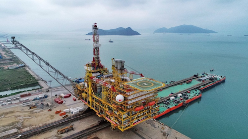 Central platform for CNOOC’s Dongfang 13-2 gas fields development project