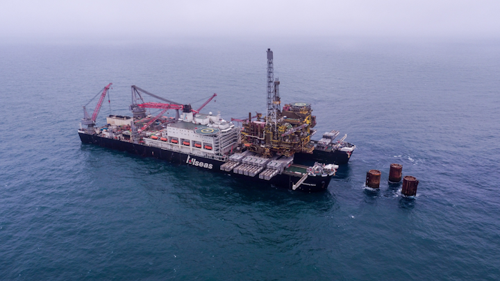 The Pioneering Spirit has removed the 25,000-ton topsides from Shell’s Brent Bravo platform in the UK northern North Sea.