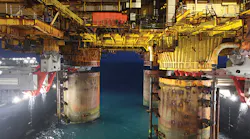 The Pioneering Spirit lifting the Brent B platform topsides. (Courtesy Allseas)