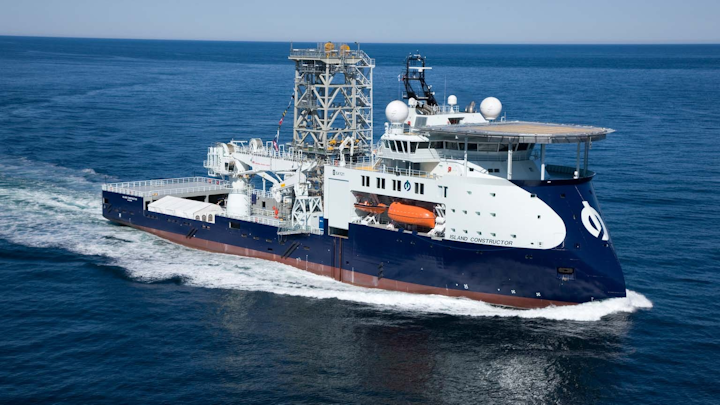 The light well intervention vessel Island Constructor.