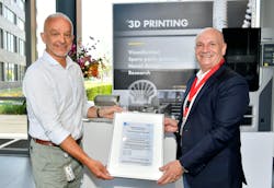 From right to left: Andreas Nowak (Site Manager STCA) and Pascal Coudeville (Business Director Lloyd’s Register). From right to left: Andreas Nowak (Site Manager STCA) and Pascal Coudeville (Business Director Lloyd’s Register).