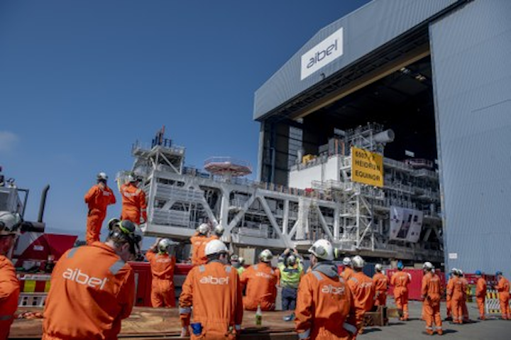 Load-out of the M40 module for Wintershall Dea’s Dvalin project.