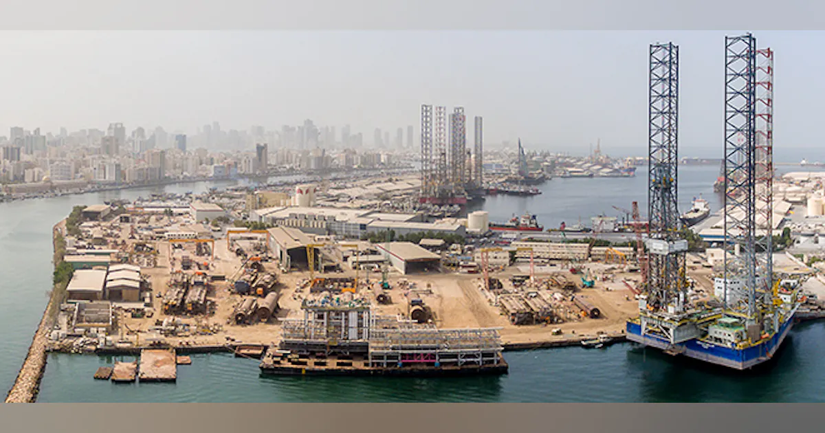 Lamprell Rig Steady traffic of rigs through Lamprell yards | Offshore Magazine