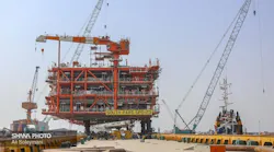 The 2,500-ton structure – assigned to Phase 23 – was loaded onto the FLB124 barge via the pull-push method.