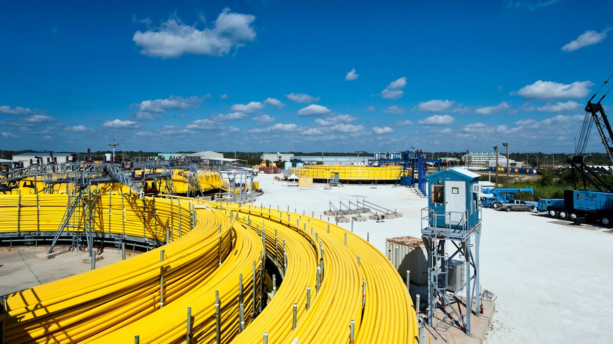 The scope of the NOK700-million ($78-million) award includes four steel tube umbilicals totaling more than 100 km (62 mi).