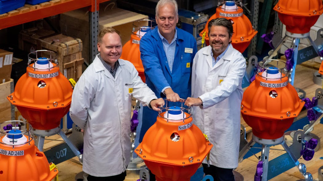 Norske Shell&rsquo;s HSE Advisor, Mats Hauge, Sonardyne&rsquo;s Senior Project Manager, Nick Street, and Norske Shell&rsquo;s Senior Project Surveyor, Tomas Frafjord, inspect the first batch of fetch pressure monitoring transponders heading to the Ormen Lange field.