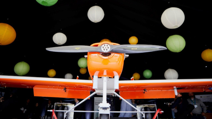 The pilot combined sensor technology originally designed by NASA for the Mars Curiosity Rover with a fixed-wing remote piloted air system, or drone, which circled the Clair field platform at a radius of 550 m (1,894 ft) for 90 minutes.