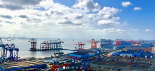 The JSD6000 pipelay vessel is under construction at the ZPMC yard in China.