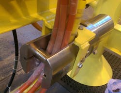 The emergency disconnect tool can cut hydraulic and electrical flying leads and mixed material bundles in umbilicals, hoses and cables such as multiple fluid transfer lines, steel tension member, fiber rope, reinforced hoses, and electrical conductors. The emergency disconnect tool can cut hydraulic and electrical flying leads and mixed material bundles in umbilicals, hoses and cables such as multiple fluid transfer lines, steel tension member, fiber rope, reinforced hoses, and electrical conductors.