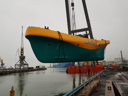 WEC Penguin technology enables a floating hull to transform the motion of ocean waves into energy through a rotator directly connected to a generator.