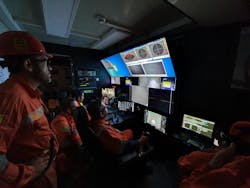 Hydrone-R control room. Hydrone-R control room.