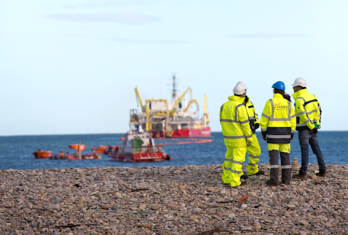 The company will supply and install the three 65-km (40-mi) offshore export cables and three 20-km (12-mi) onshore export cables for the Seagreen offshore wind farm project.