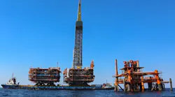 The 2,500-ton structure was installed earlier this week using the HL-5000 barge.