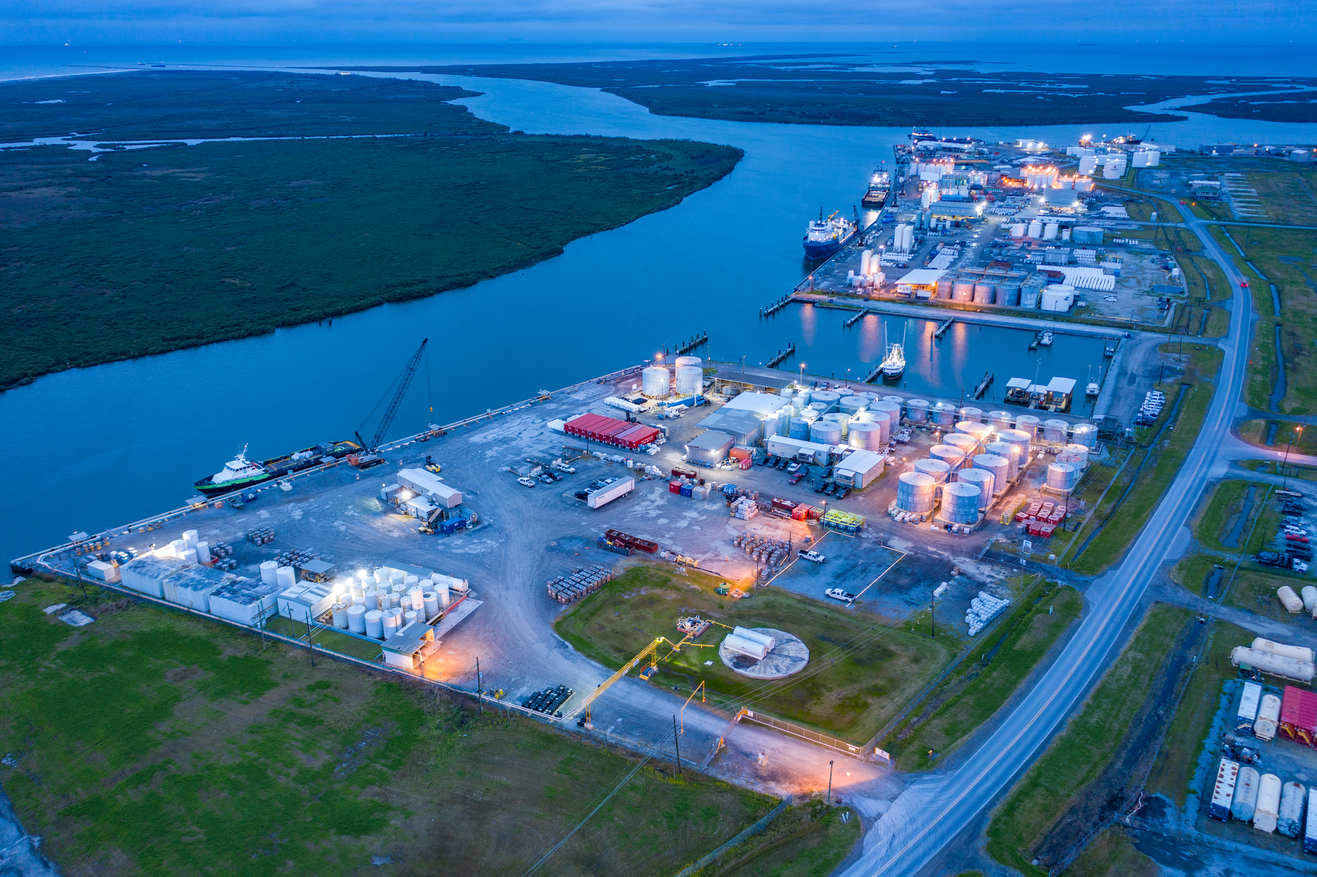 From its facility in Port Fourchon, TETRA delivers CBFs, specialty fluid blends, and chemical additives, as well as a range of lube oils and drilling fluids.
