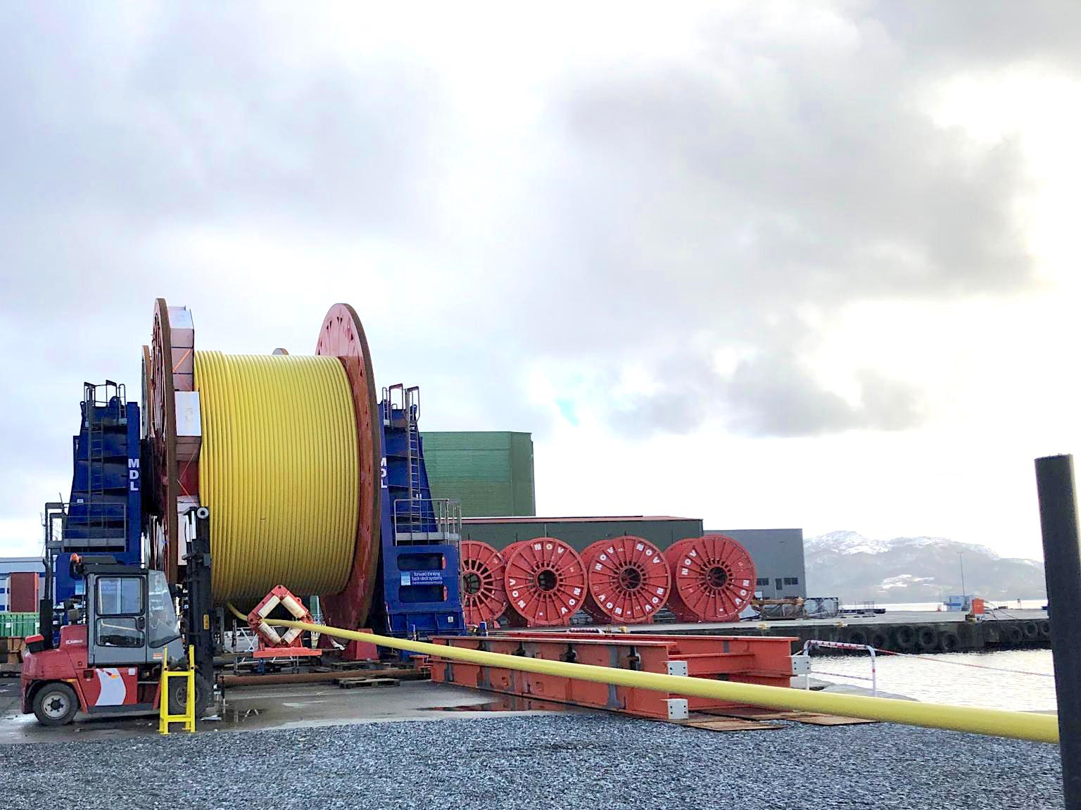 The operation involved transpooling MEG injection lines from 28 Tenaris transportation reels onto seven client-supplied offshore installation reels for two separate subsea installation projects, using an MDL flex-lay spread.