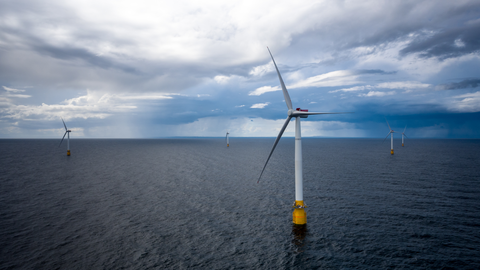 Equinor launched the world's first operational deepwater floating large-capacity wind turbine, Hywind, in 2009. In June, it joined the Offshore Renewable Energy Catapult&rsquo;s national Floating Offshore Wind Centre of Excellence.