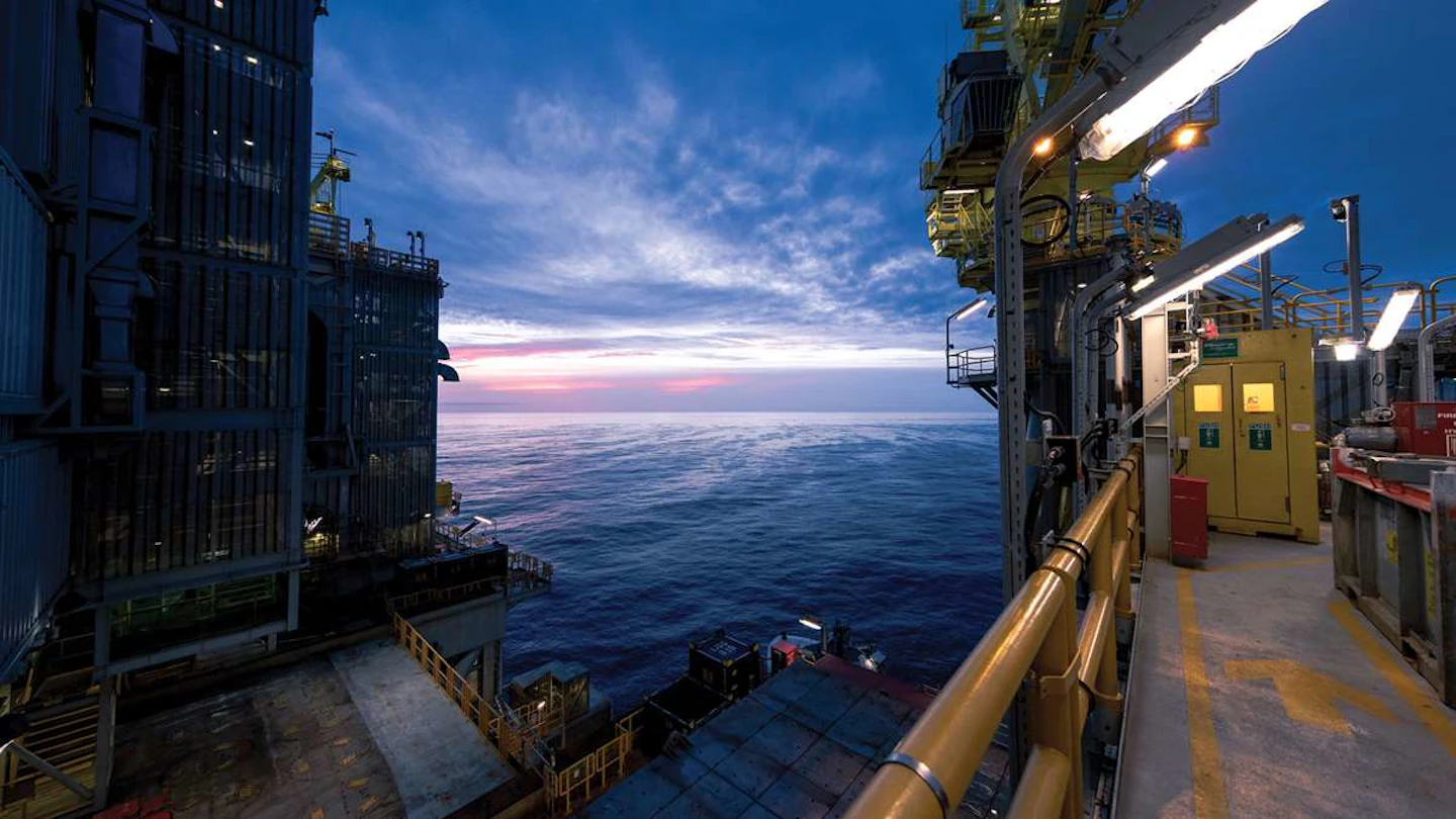 ExxonMobil Extends Aker Solutions Hebron Arrangement Offshore