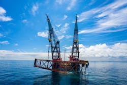 The Sleipnir removing the Jotun-B jacket in the Norwegian North Sea. The Sleipnir removing the Jotun-B jacket in the Norwegian North Sea.