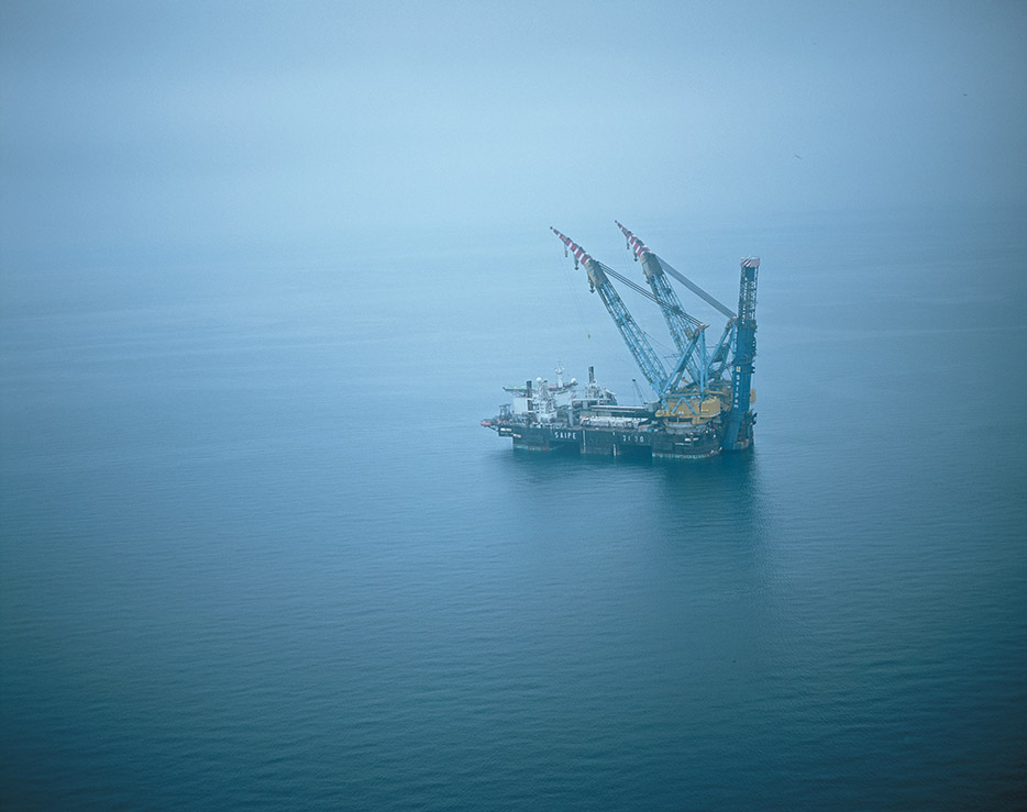 The crane vessel Saipem 7000 will execute the work in each case.