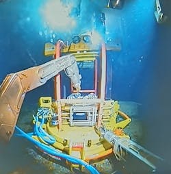 The F-Decom tooling system deploying its ‘anchor hub’ onto a subsea cell top. The F-Decom tooling system deploying its ‘anchor hub’ onto a subsea cell top.