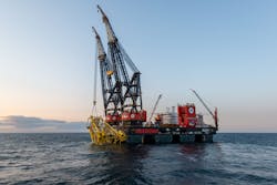 During the Tolmount platform installation, the Sleipnir ran on LNG. During the Tolmount platform installation, the Sleipnir ran on LNG.