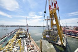 Liza 2109 Liza Unity 1st Module Lift Fast4 Ward® Hr Sbm Offshore Liza 2109 Liza Unity 1st Module Lift Fast4 Ward® Hr Sbm Offshore