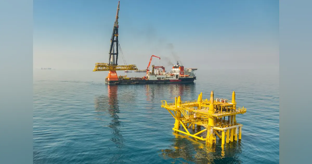 Gallaf Al-Shaheen Gallaf 1 topsides, bridges installed offshore Qatar ...