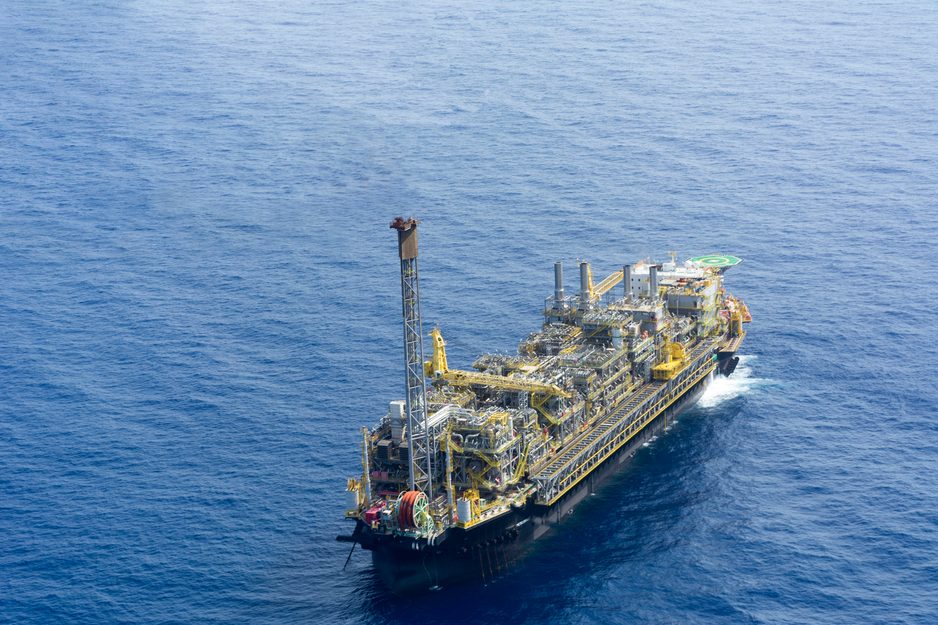 The FPSO P-77 operates at the B&uacute;zios field in the presalt Santos basin offshore Brazil.