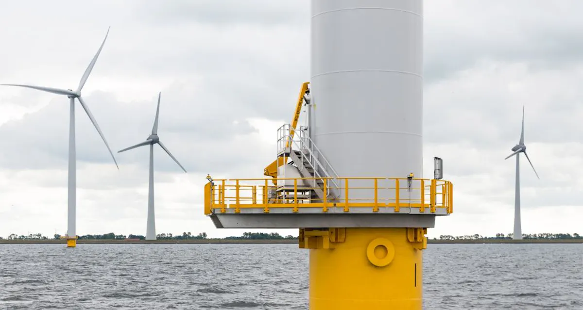 Study assessing buckling risks for larger offshore wind turbine ...